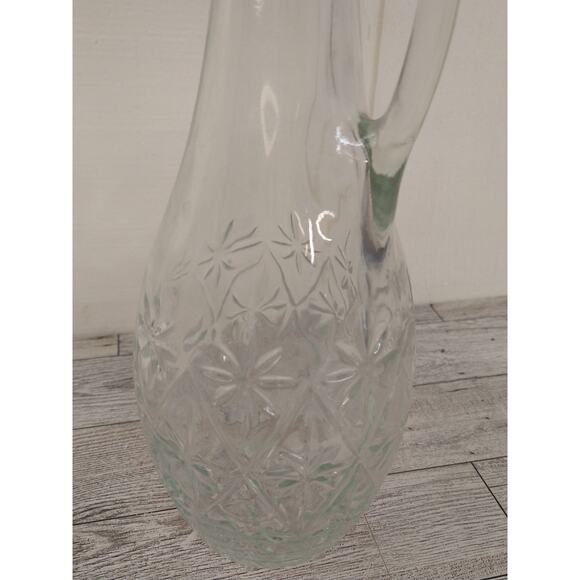 Vintage Decanter with Stopper 12" Tall Clear Cut Glass Retro 70s Star Burst (F8) - Picture 11 of 13